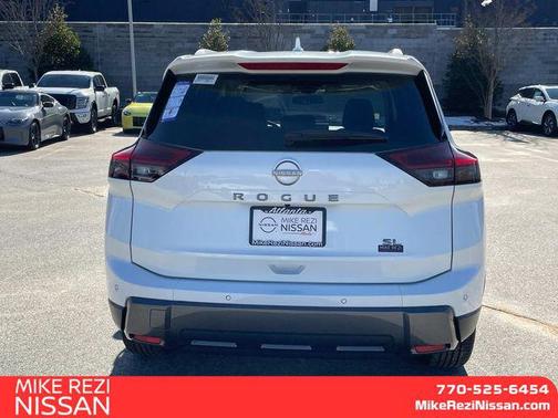 2025 Nissan Rogue SL
