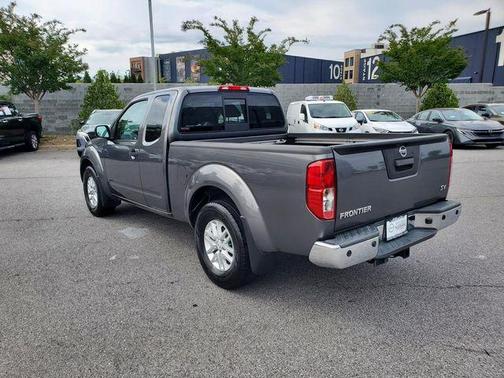 Gun Metallic 2021 Nissan Frontier SV