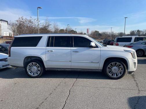 2017 Cadillac Escalade ESV Platinum