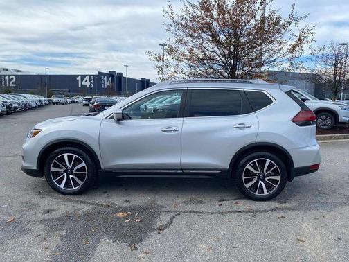 2020 Nissan Rogue SL