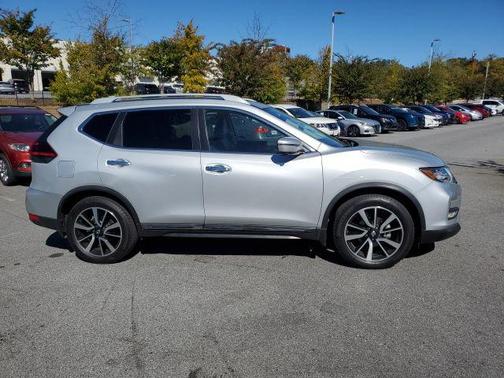 2020 Nissan Rogue SL
