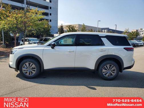 2025 Nissan Pathfinder S FWD