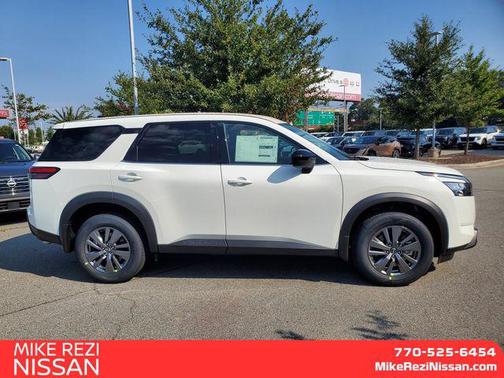 2025 Nissan Pathfinder S FWD