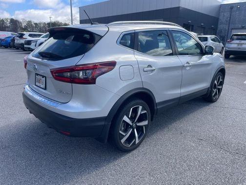 2022 Nissan Rogue Sport SL