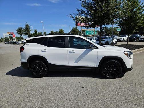 Summit White 2023 GMC Terrain SLE