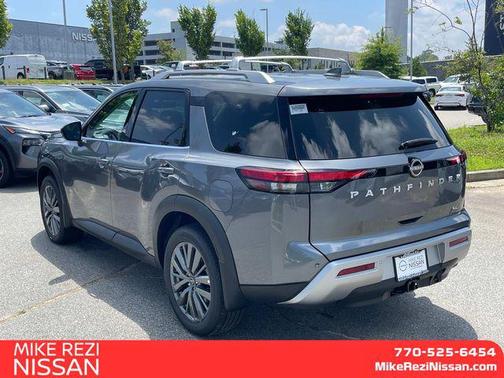 2025 Nissan Pathfinder SL FWD