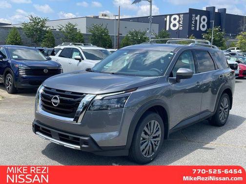 2025 Nissan Pathfinder SL FWD