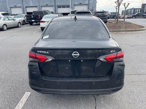 2023 Nissan Versa 1.6 SV