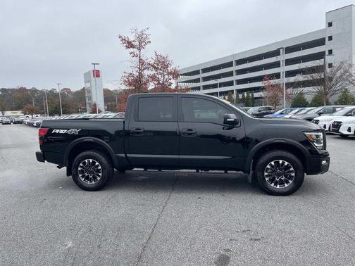 2023 Nissan Titan PRO-4X