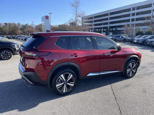2022 Nissan Rogue SL