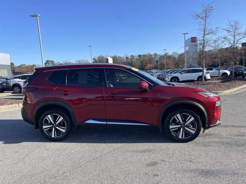 2022 Nissan Rogue SL