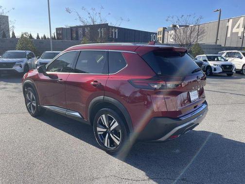 2022 Nissan Rogue SL