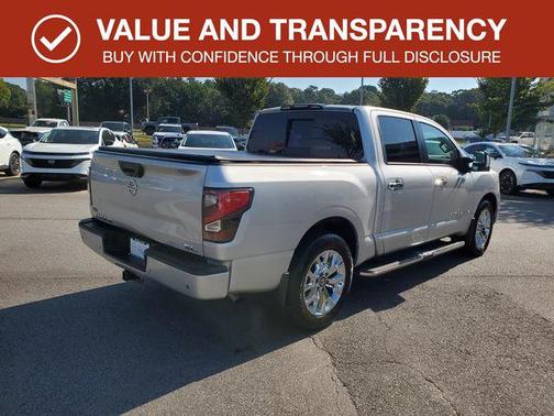 2020 Nissan Titan SL