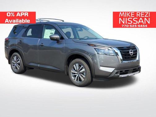 2025 Nissan Pathfinder SL FWD