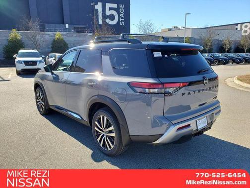 2025 Nissan Pathfinder Platinum 4WD