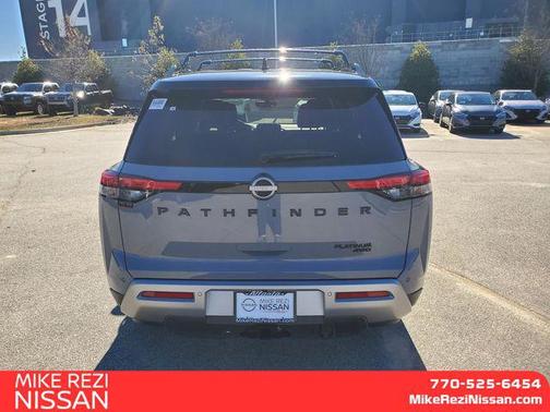 2025 Nissan Pathfinder Platinum 4WD