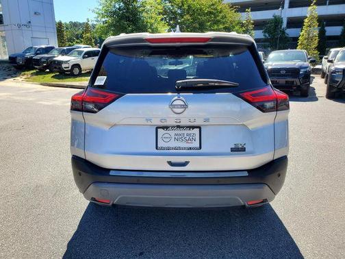 Brilliant Silver Metallic 2023 Nissan Rogue SV