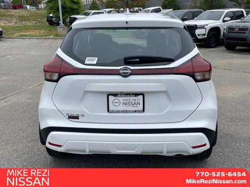 2025 Nissan Kicks S