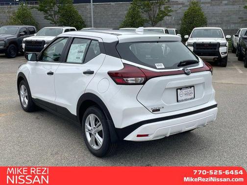 2025 Nissan Kicks S