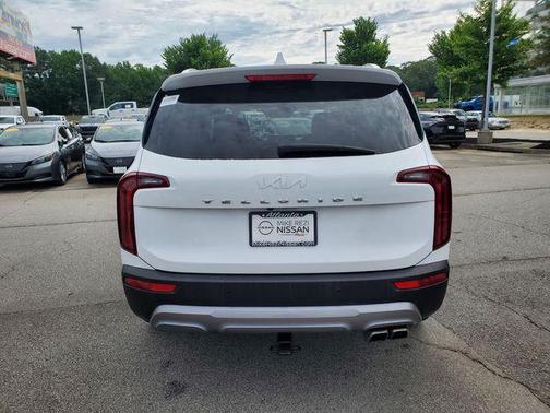 Glacial White Pearl 2022 Kia Telluride S
