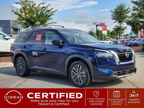 2023 Nissan Pathfinder SL 4WD