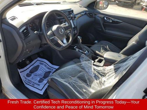 2017 Nissan Rogue Sport SL