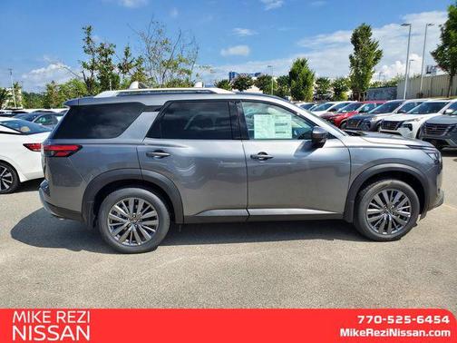 2025 Nissan Pathfinder SL FWD