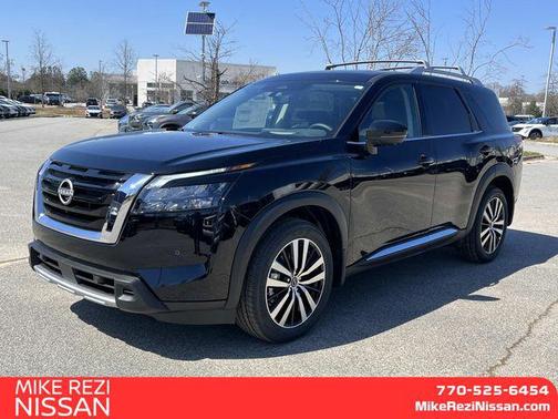 2025 Nissan Pathfinder Platinum 4WD