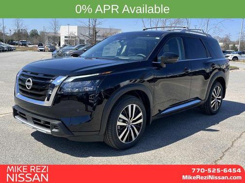 2025 Nissan Pathfinder Platinum 4WD