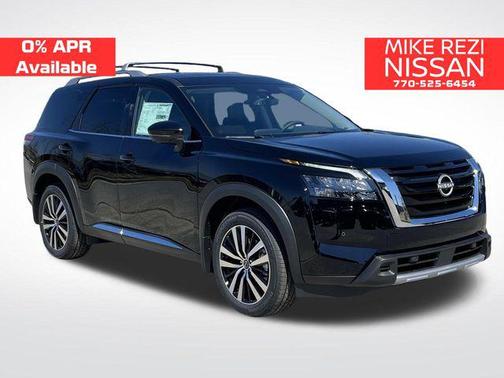 2025 Nissan Pathfinder Platinum 4WD
