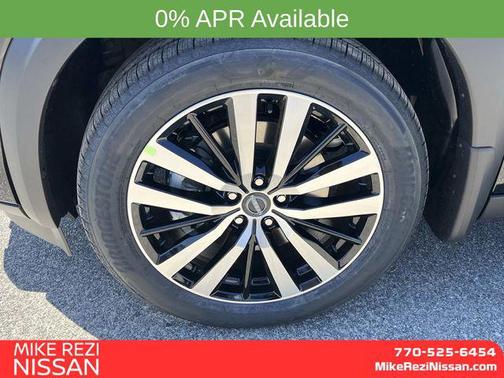 2025 Nissan Pathfinder Platinum 4WD
