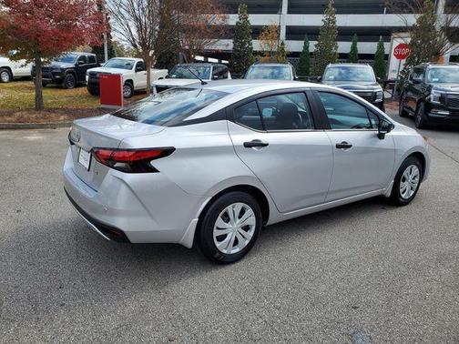 2025 Nissan Versa 1.6 S