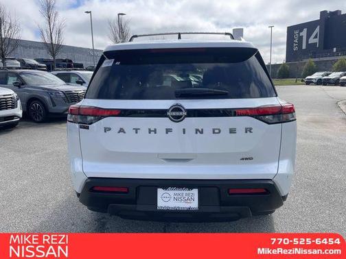 Everest White Pearl Tricoat 2026 Nissan Pathfinder SV