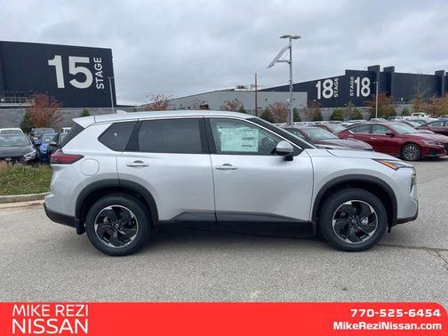 2025 Nissan Rogue SV