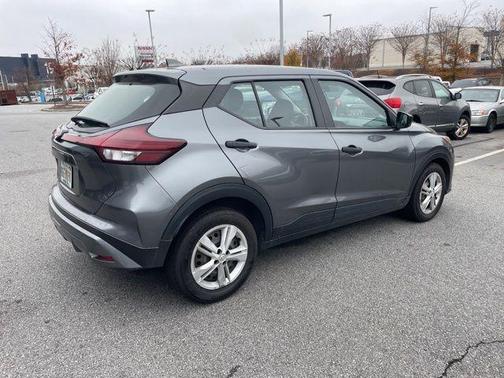 2023 Nissan Kicks S