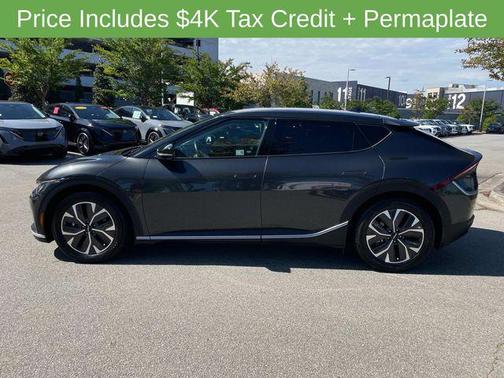 2022 Kia EV6 Light