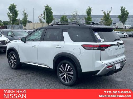 2025 Nissan Pathfinder Platinum 4WD