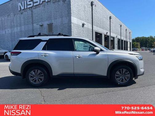2025 Nissan Pathfinder SV FWD