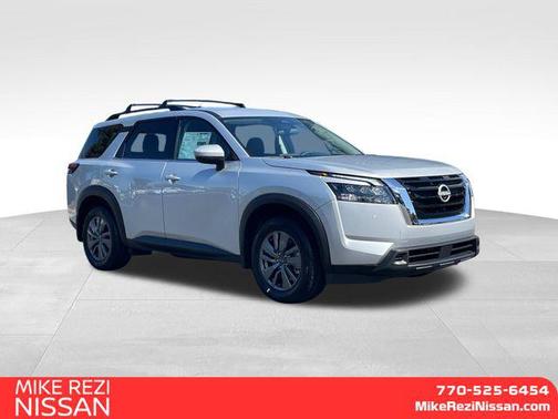 2025 Nissan Pathfinder SV FWD