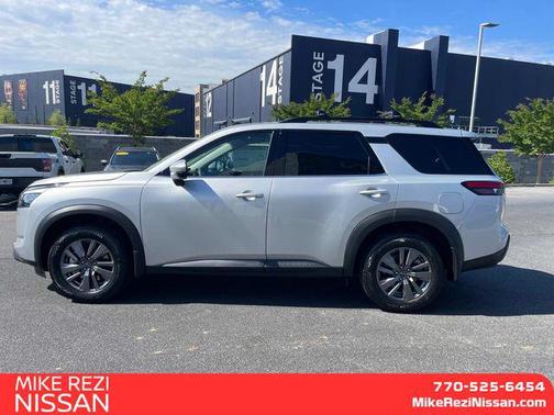 2025 Nissan Pathfinder SV FWD