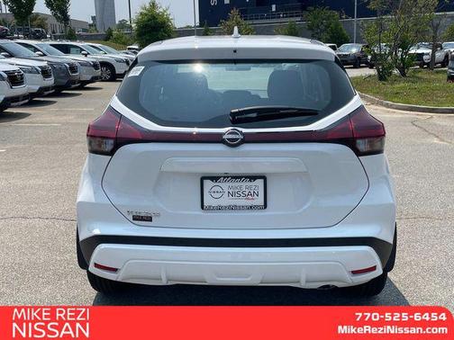 2025 Nissan Kicks S