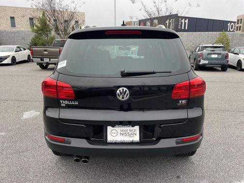 2016 Volkswagen Tiguan SE