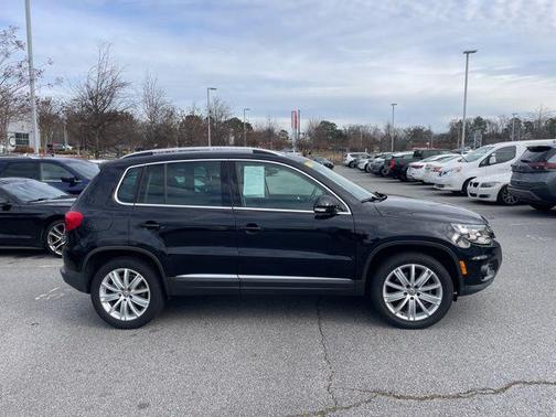 2016 Volkswagen Tiguan SE