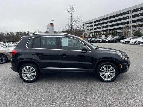 2016 Volkswagen Tiguan SE