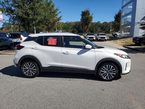 2023 Nissan Kicks SV