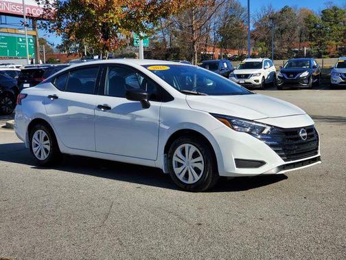 2025 Nissan Versa 1.6 S