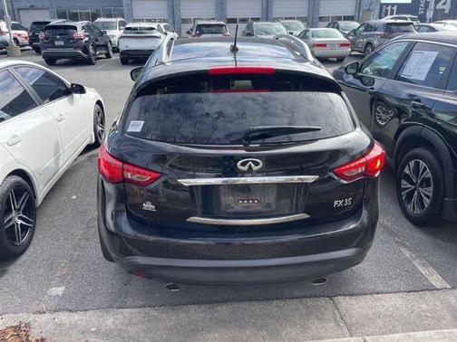 2010 INFINITI FX35 Base