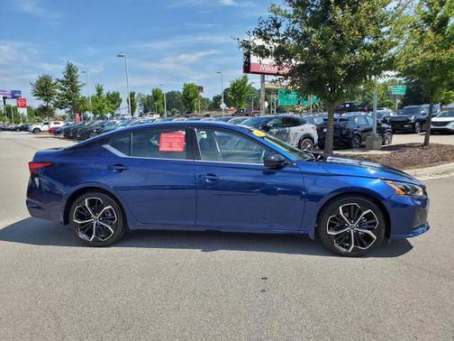 2024 Nissan Altima SR FWD