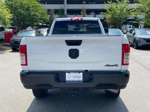 2023 RAM 3500 Tradesman Crew Cab 4x4 8' Box