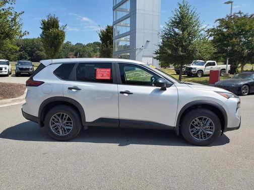 2024 Nissan Rogue S
